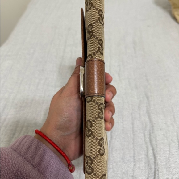 Gucci Classic Brown and Tan GG Wallet - Picture 3 of 12